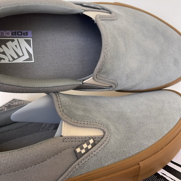 Vans WMNS Skate Slip-On Grey/Gum
VN0A5FCAN3Z
Sneakers - Picture 14 of 16